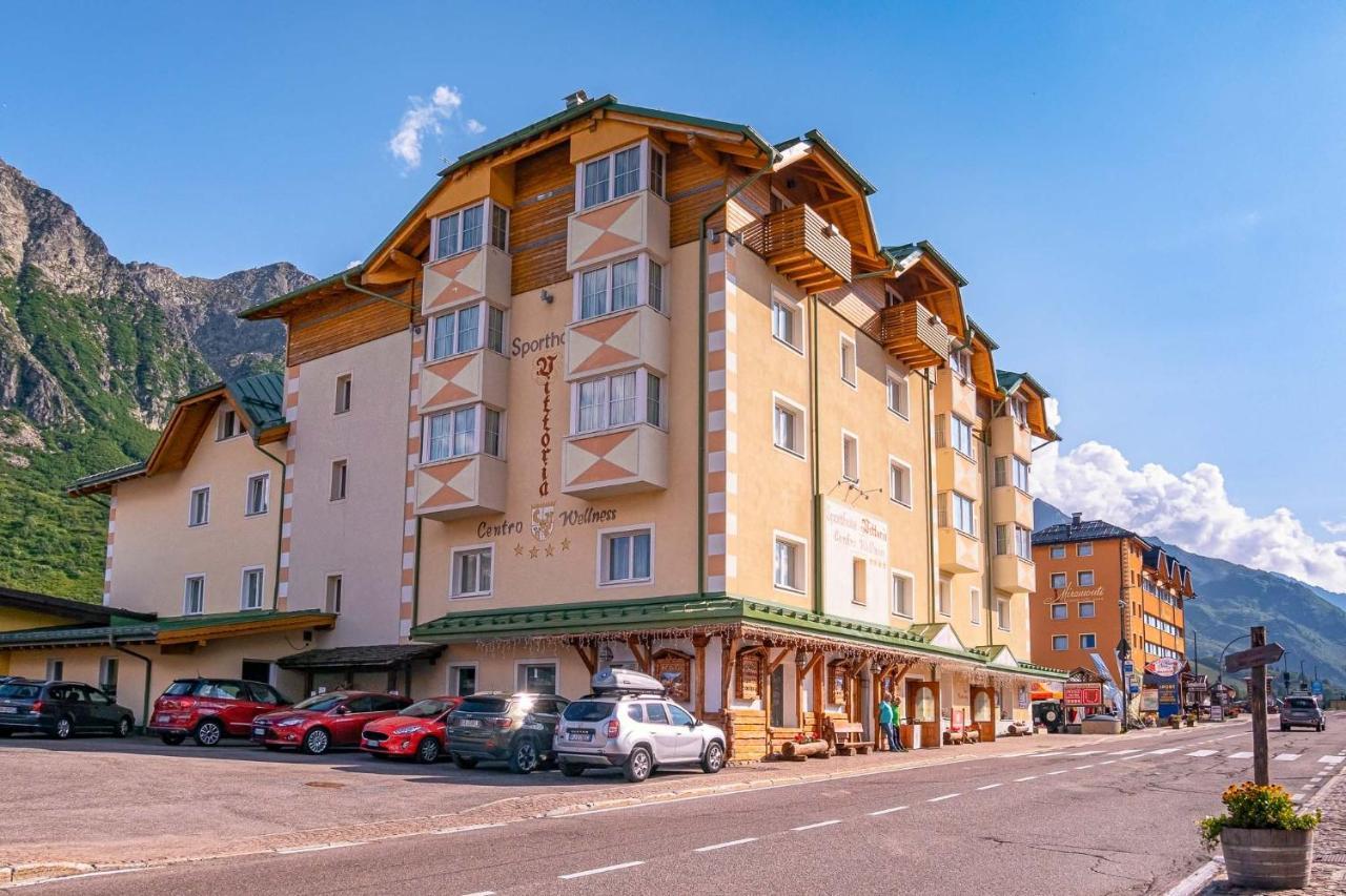 Sport Hotel Vittoria Passo del Tonale Exterior photo
