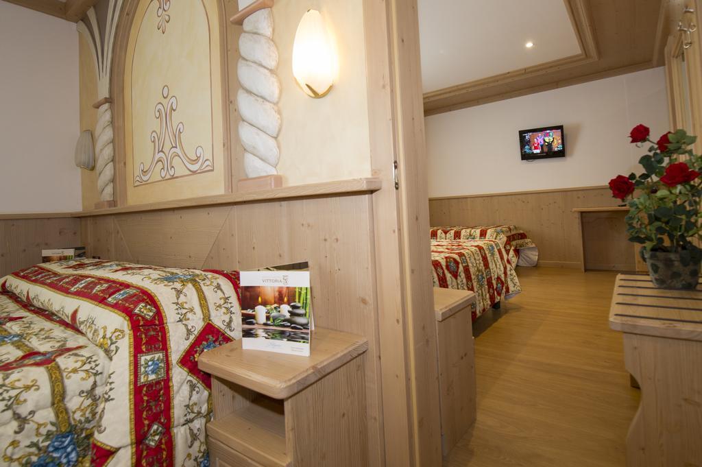 Sport Hotel Vittoria Passo del Tonale Exterior photo